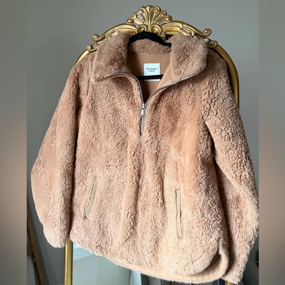 Abercrombie & Fitch Plush Teddy Half-Zip Jacket in Camel